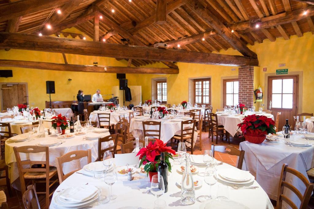 Agriturismo Cascina Caremma Besate Екстериор снимка